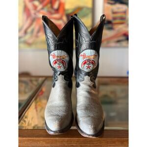 Vintage Justin Cowboy Boots with Shriner Patch - Size 9.5
